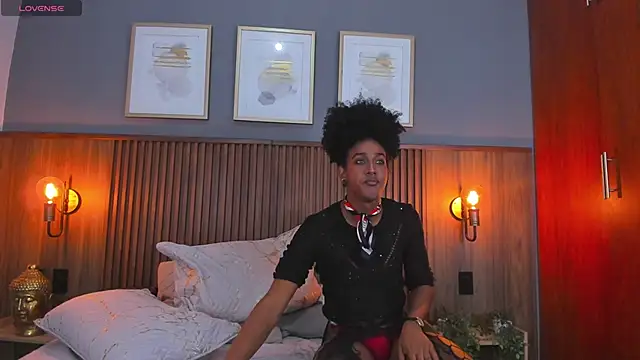 krikrii_milady - Krikrii_Milady's free webcam - UK Sex Cams