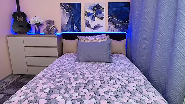 BlondPearl webcam