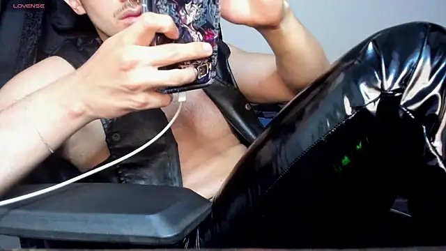 Tommy_Bred webcam