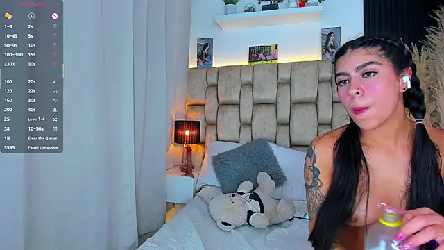 little_sophie18 webcam