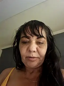 Candy222254 webcam