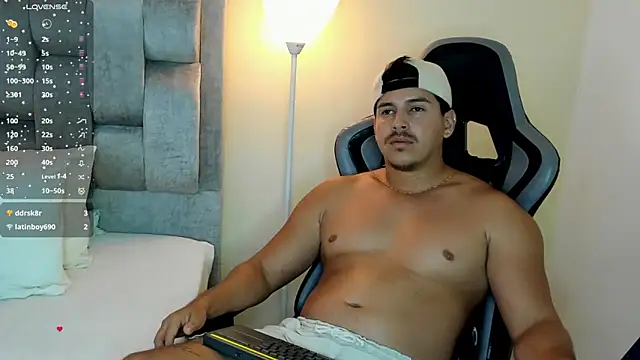 victor_vixen webcam