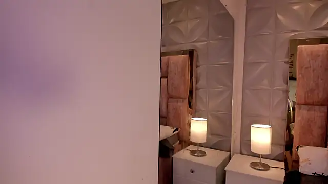 Paris_Velvet webcam