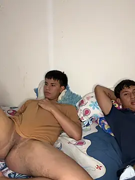 Shie68 - Couple webcam sex chat