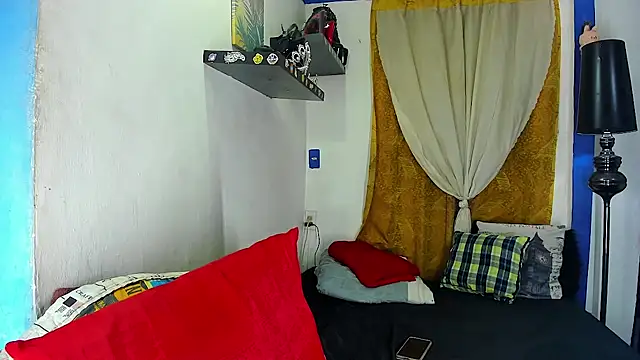 SARAMISHA webcam