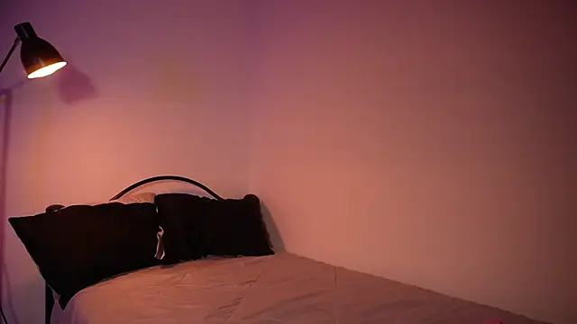 Madisonlara1 webcam