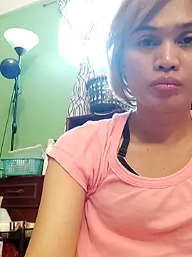 QueenSoreal webcam