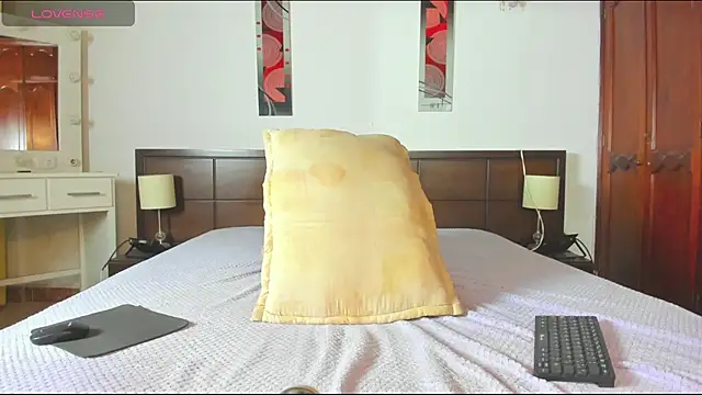 MiaMarin_hot webcam