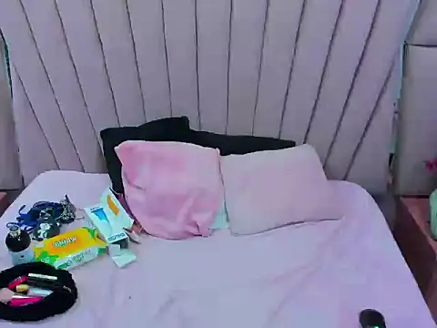 _Luna_Bennett webcam