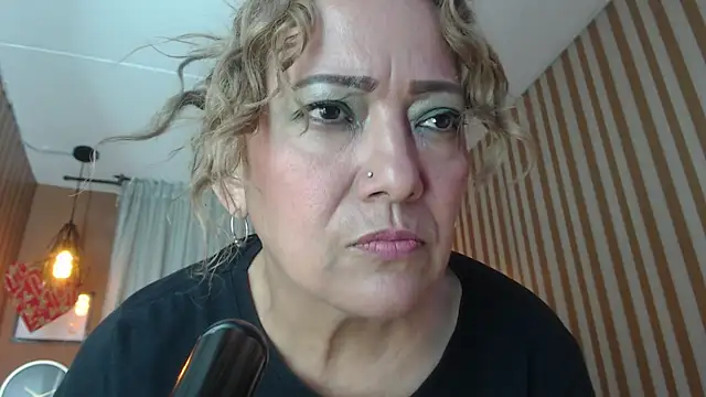 Iris_Foster_
