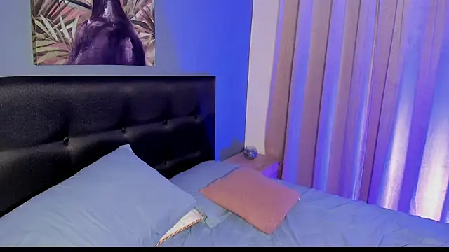 DianaBrownXX webcam