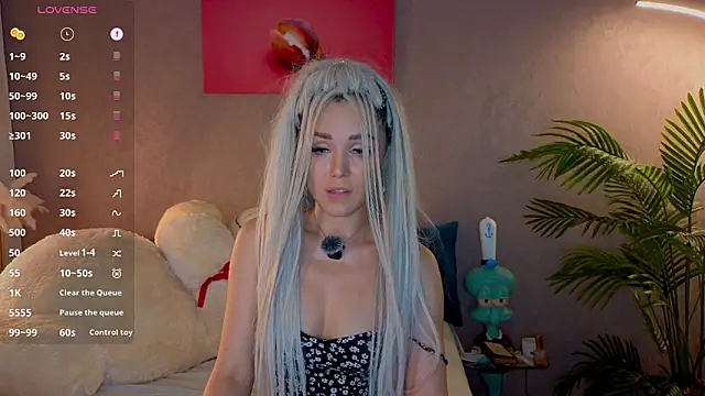 Sonya-Love webcam