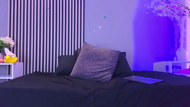 Anthonella_smiith webcam