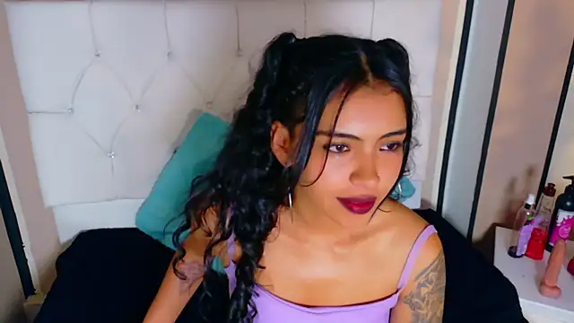 Devil_AliceXo webcam