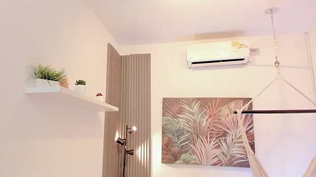 ailann_ webcam