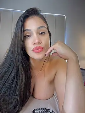 Antonella_Maxwell webcam