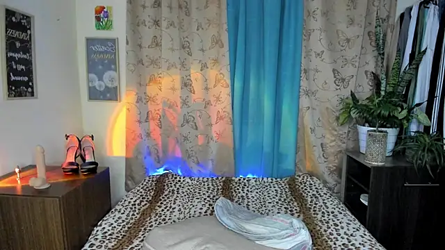 Angel_White25 webcam
