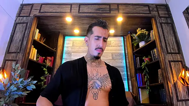 Donovan_Desmond webcam