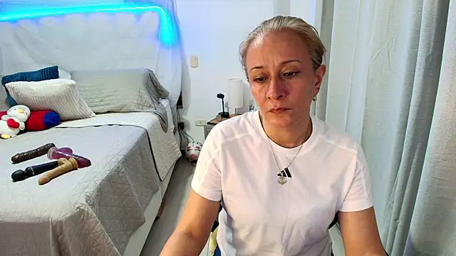 Naty_Stone webcam