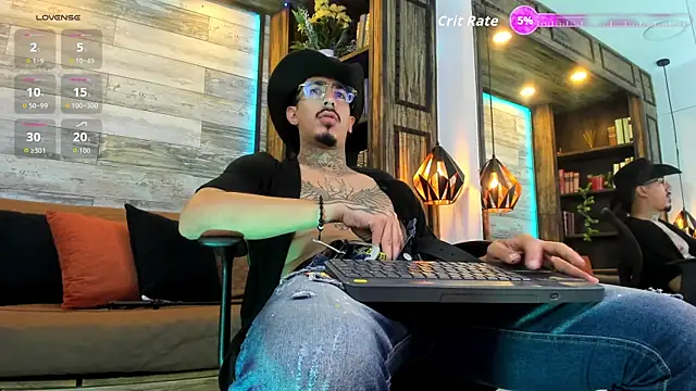 Donovan_Desmond webcam