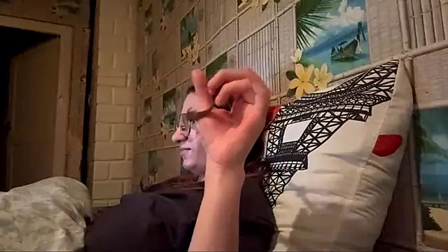SparkleJebb webcam