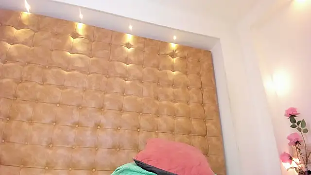 violet_giraldo webcam