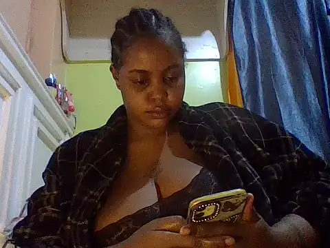 sexychubby22 webcam