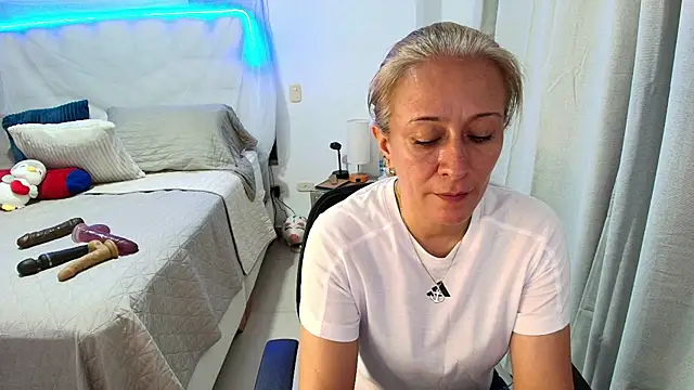 Naty_Stone webcam