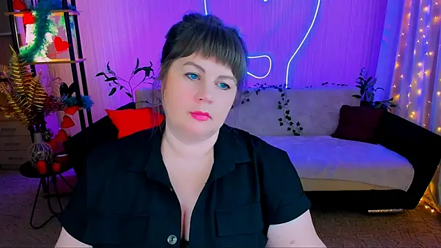 crystaalstaar - CrystaalStaar's free webcam - UK Sex Cams