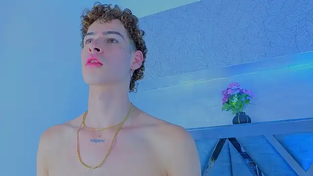 nova_salvatore webcam