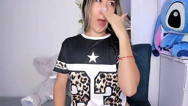 Ariana-Cobos webcam