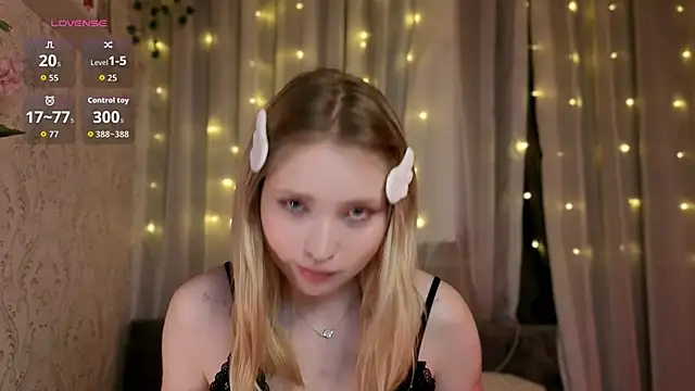 Luni_Lu webcam