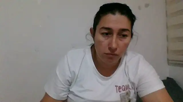 andreaisis2 webcam