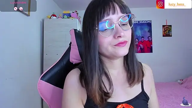 Lucyy-hess webcam