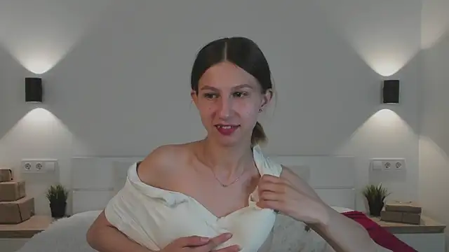 ChristiaHorde webcam