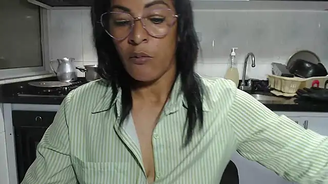 kateleyagrey webcam