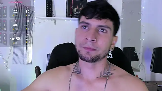 StefanoBigCock webcam
