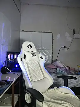Fetichista23 webcam