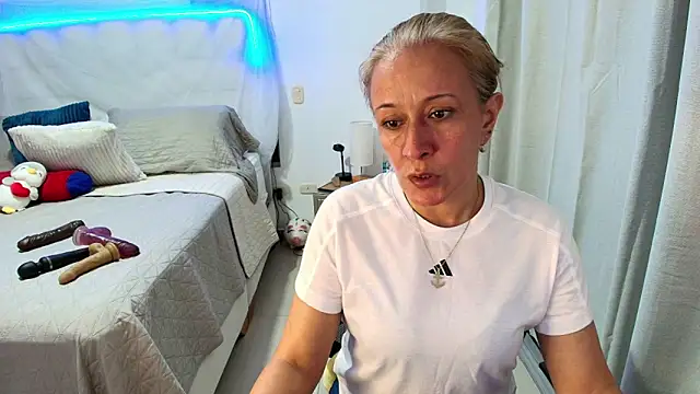 Naty_Stone webcam