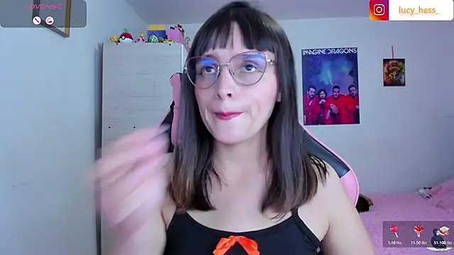 Lucyy-hess webcam