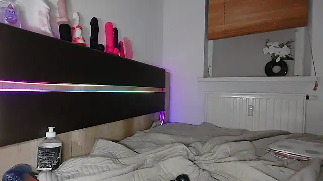 lexy_night webcam