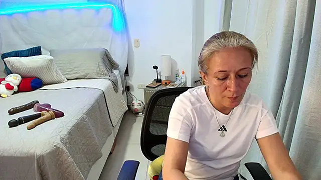 Naty_Stone webcam