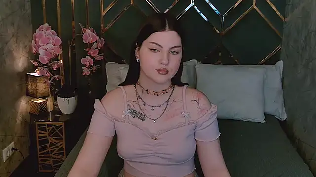IvySimmons webcam
