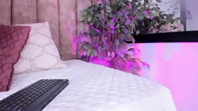 Ivy_Spicy webcam