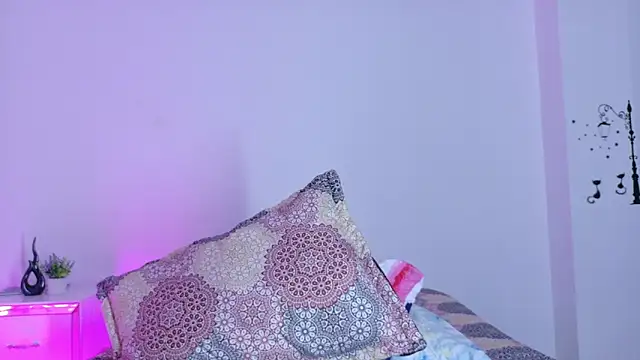 ayheleensexygirl- webcam
