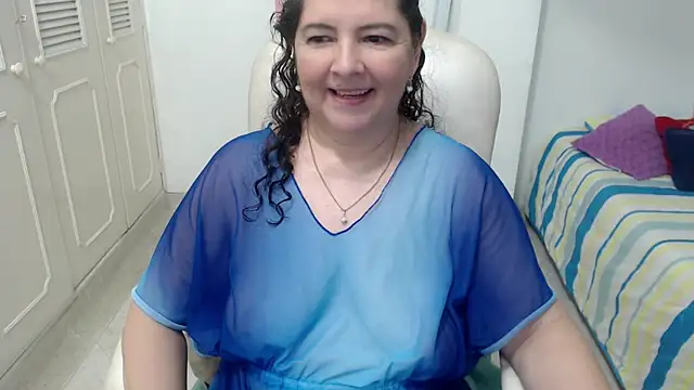 leonela_69 webcam