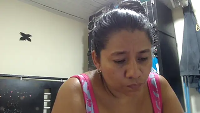 adrixxx38 webcam