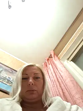 cutecatXXX webcam