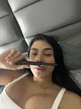 IsabelleFoxx_ webcam