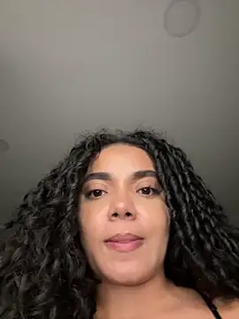 Curlyierr webcam